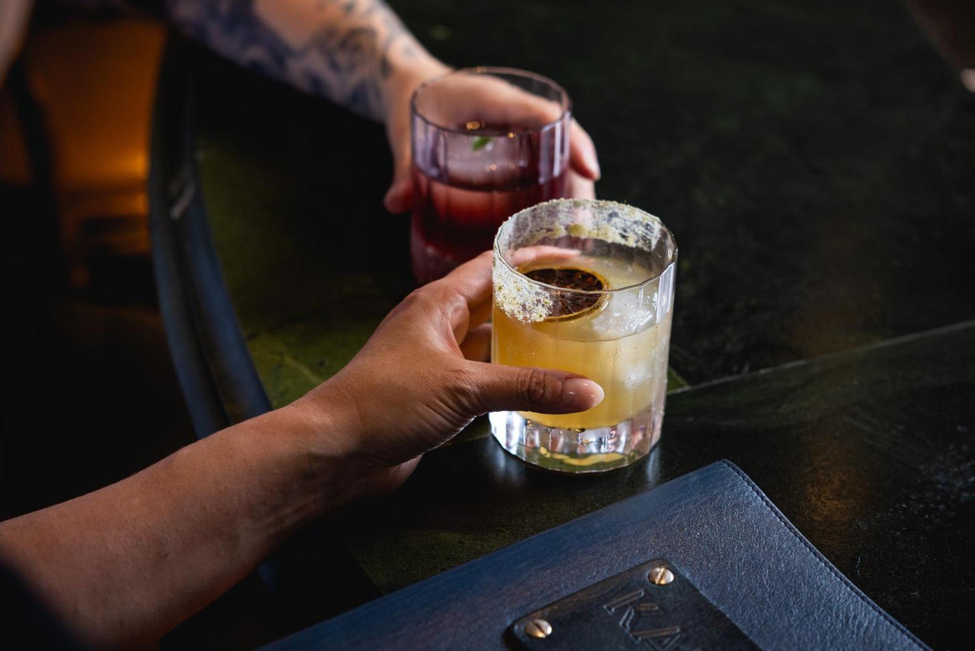 Ovolo The Valley Brisbane Eksteriør bilde A whiskey sour