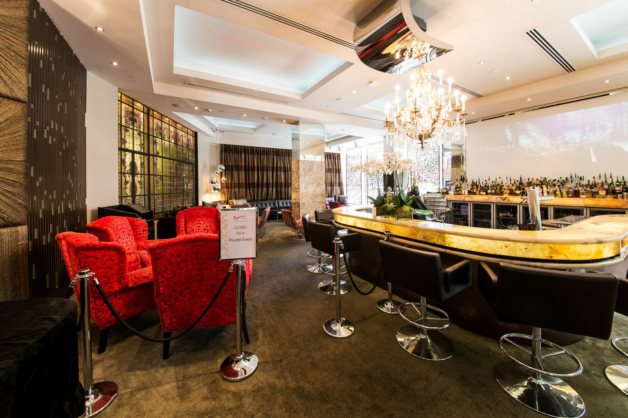 Ovolo The Valley Brisbane Eksteriør bilde The bar at the Mandarin Oriental, London